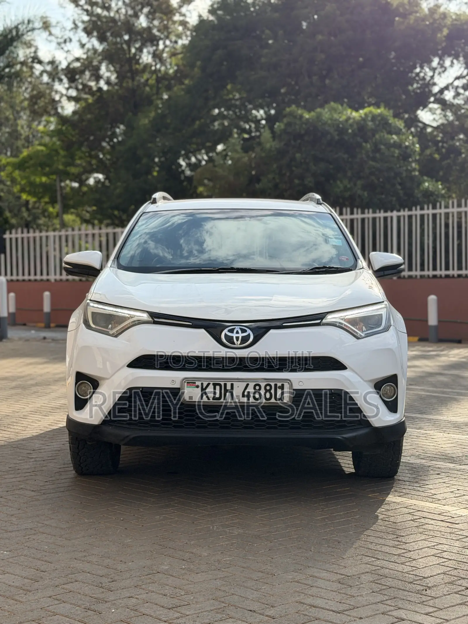 Toyota RAV4 2015 White