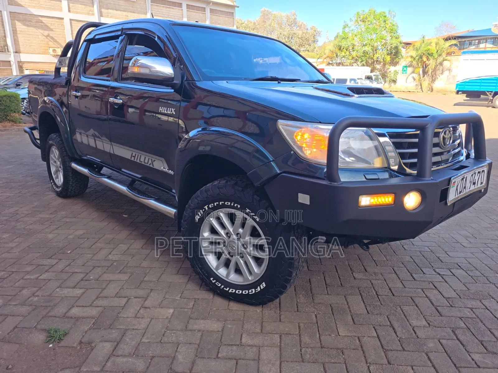 Toyota Hilux 3.0 D-4D 4x4 2013 Green