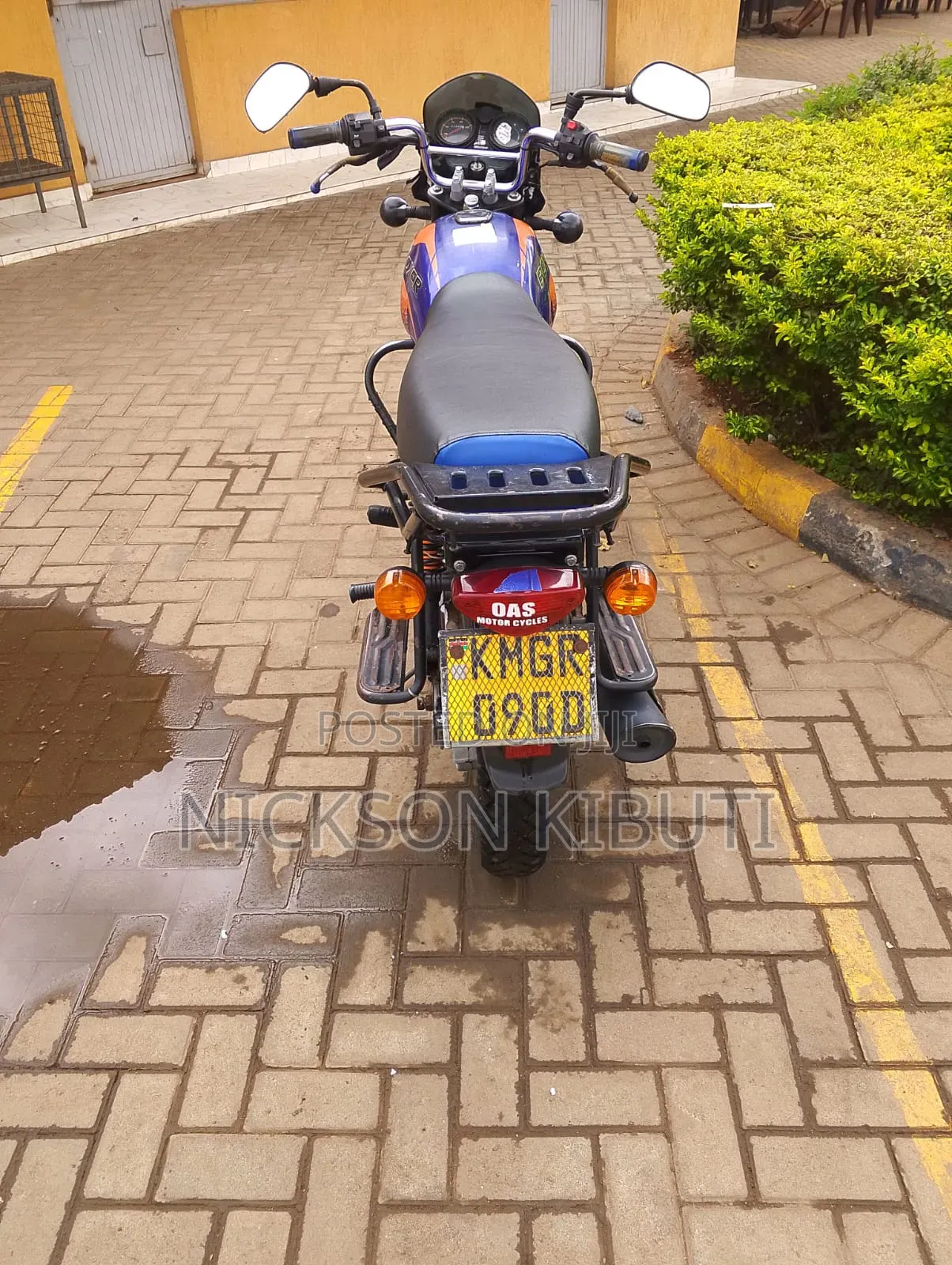 Bajaj Boxer 150 UG 2025 Blue