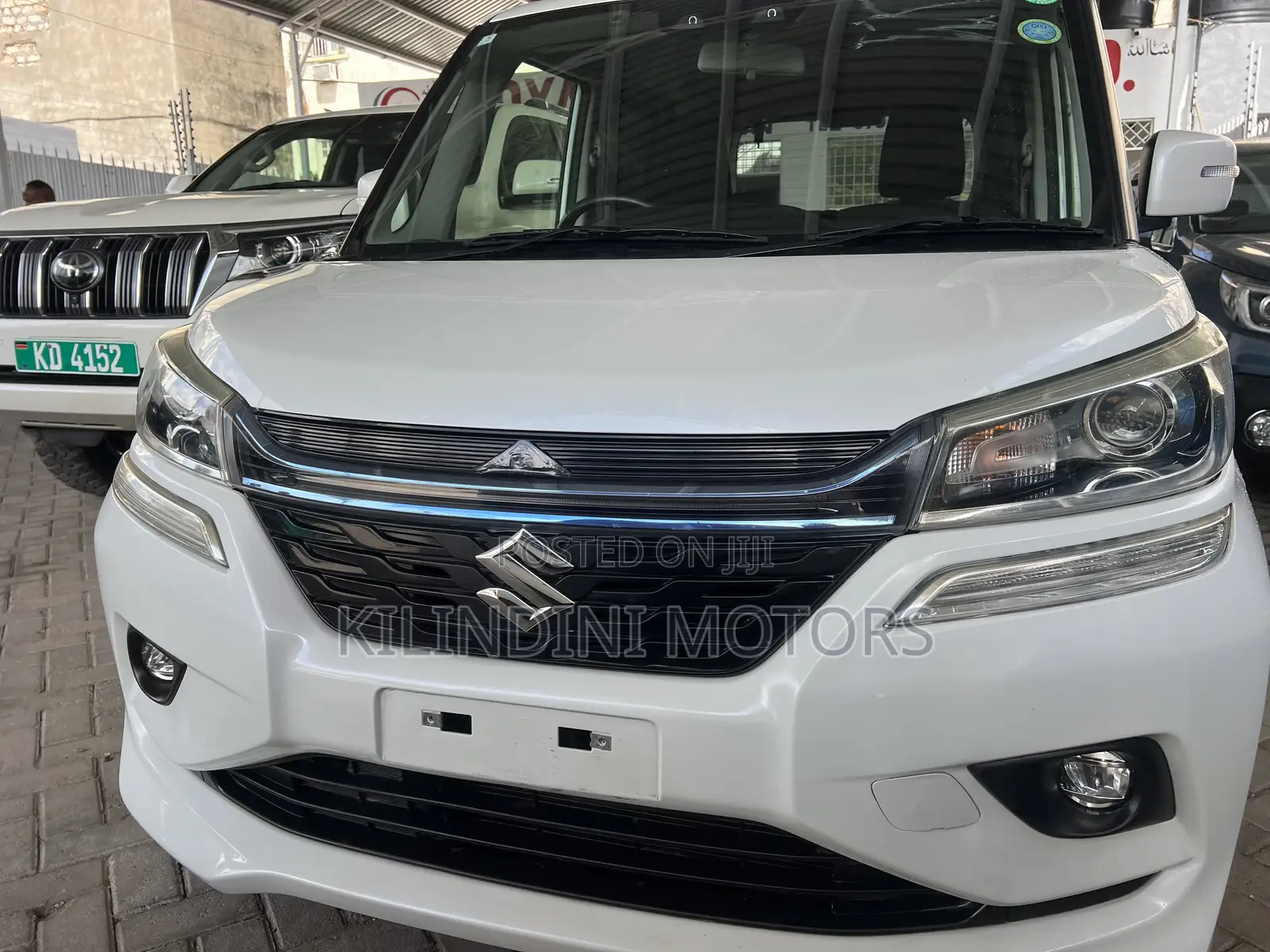 Suzuki Solio 2019 White