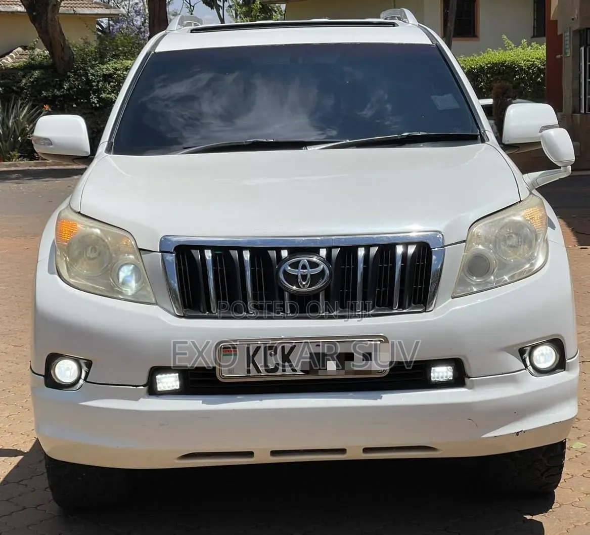 Toyota Land Cruiser Prado 2.7 i 2010 White