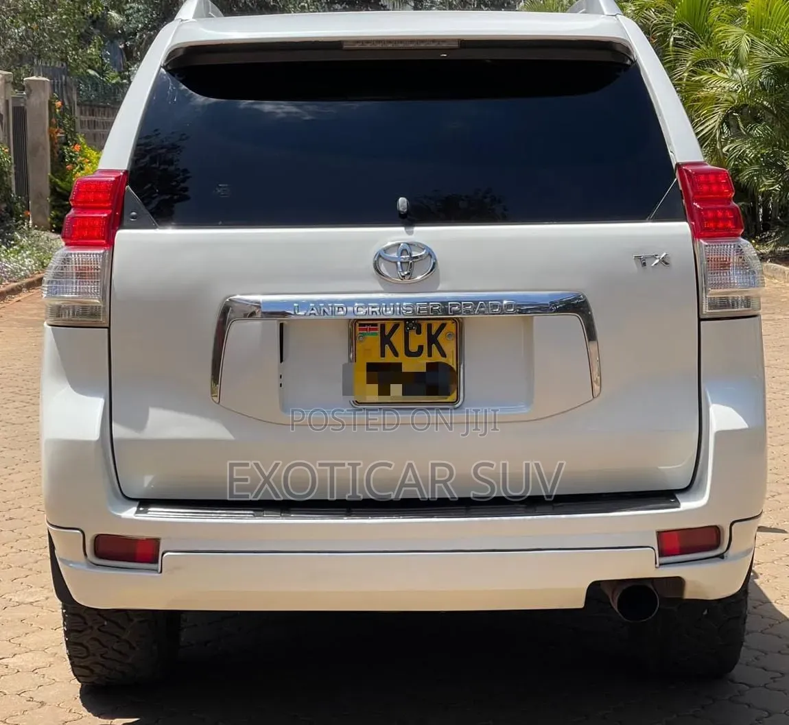 Toyota Land Cruiser Prado 2.7 i 2010 White