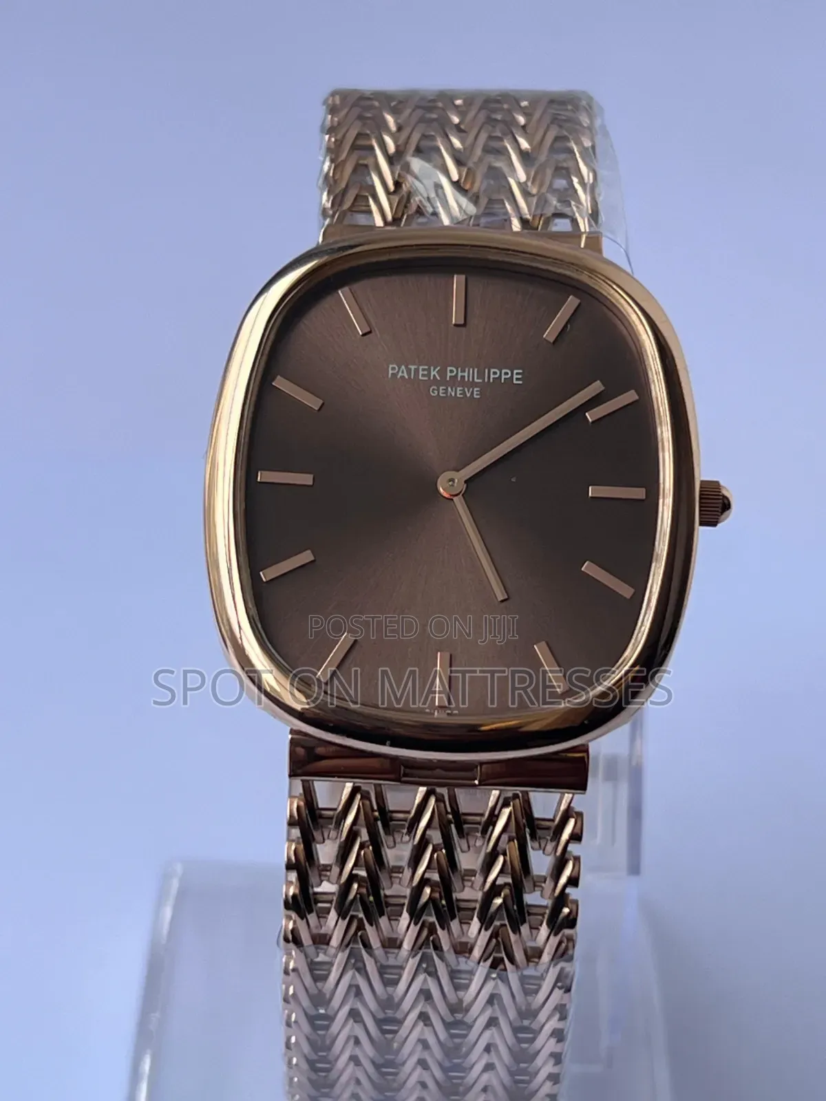 Cute and Classy! Patek Phillipe Watch for Ladies. Countrywide Delivery