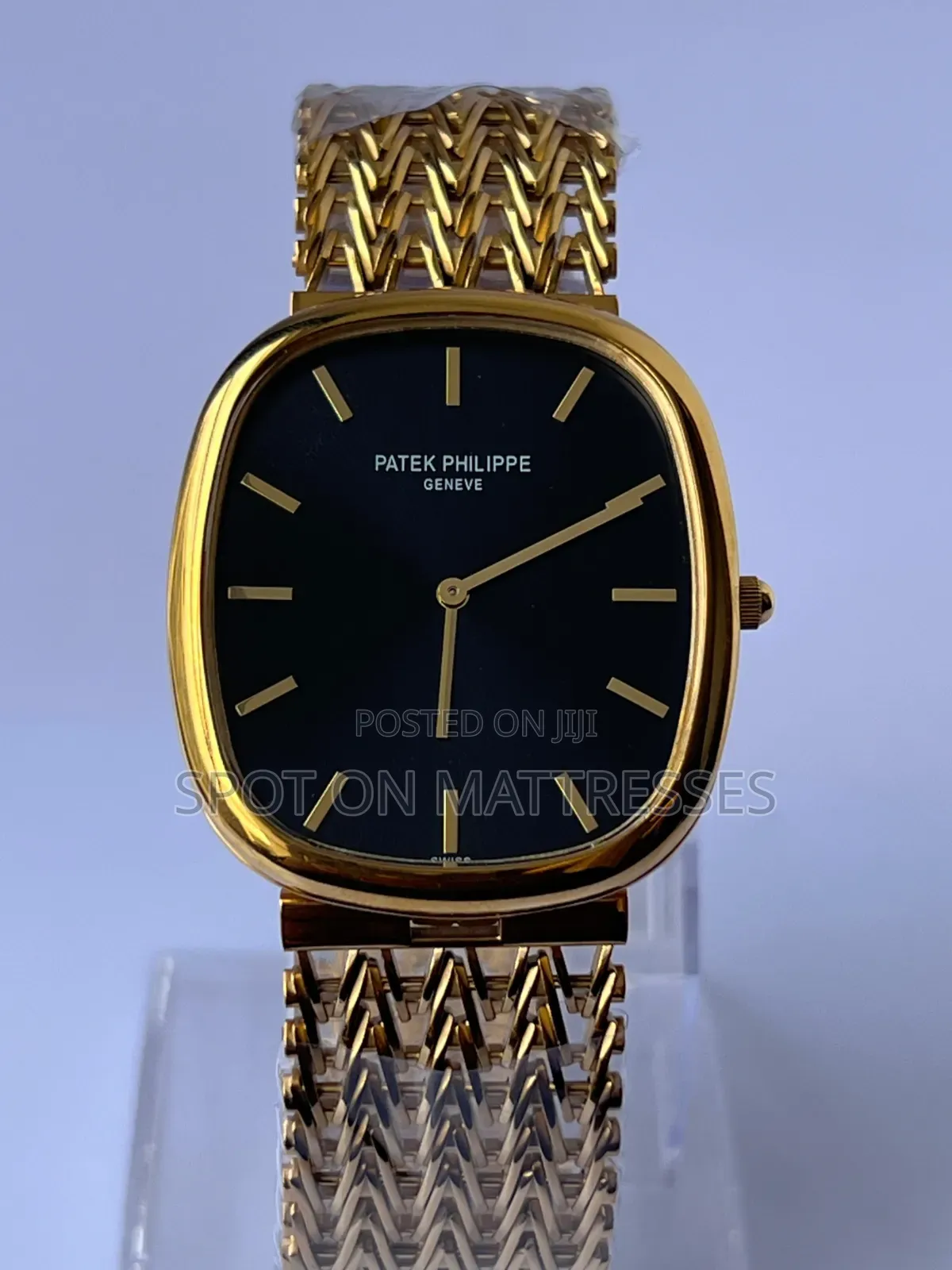 Cute and Classy! Patek Phillipe Watch for Ladies. Countrywide Delivery