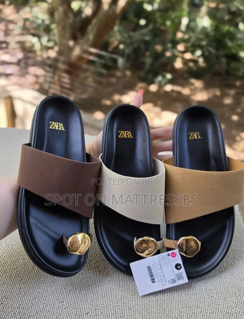 Zara Toe Ring Gold Decor Sandals. Sizes 37-42. Countrywide Delivery!