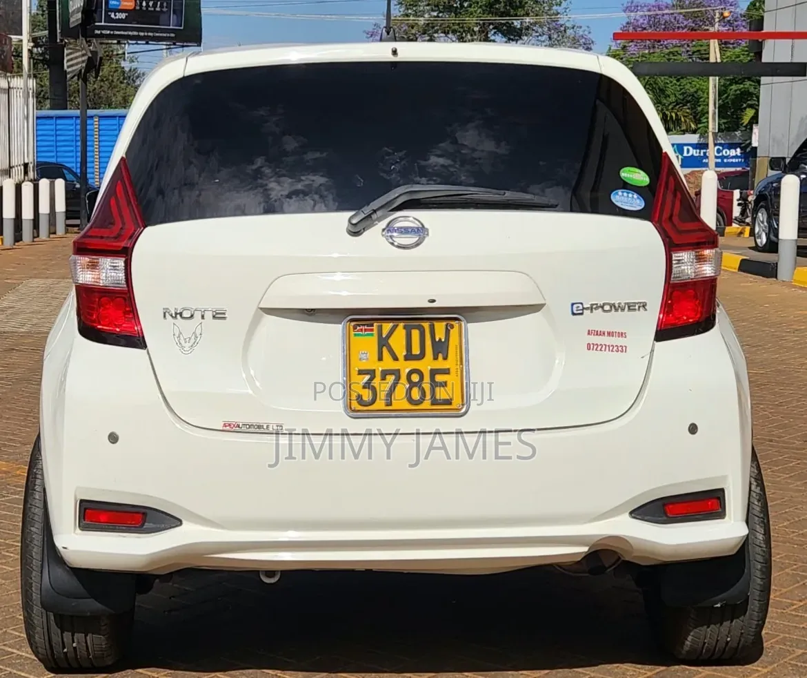 Nissan Note 2011 White