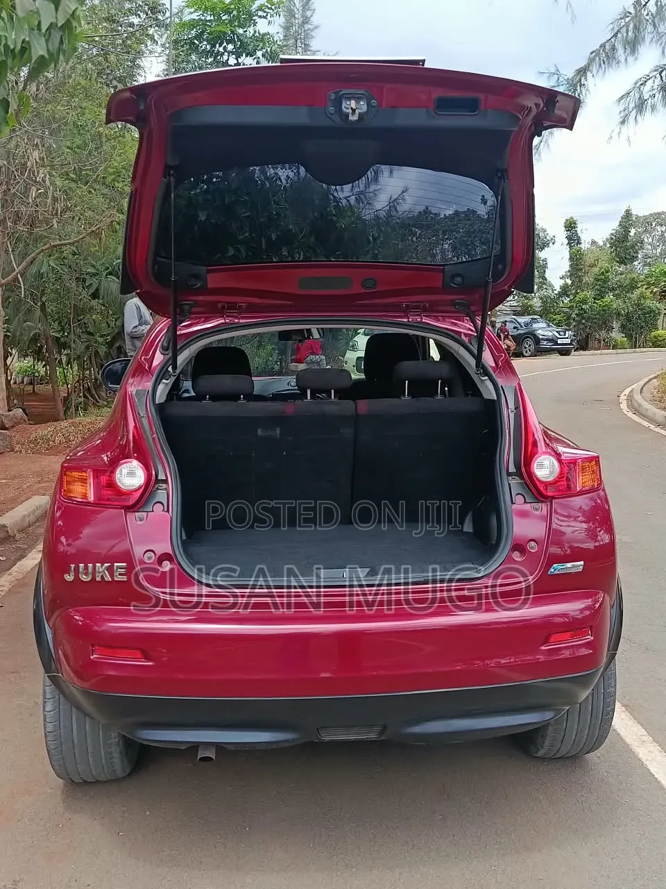 Nissan Juke 2011 Red