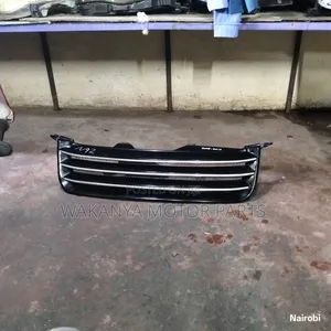 Toyota Noah Model 2008/2009 Grille, Clean Original Ex Japan