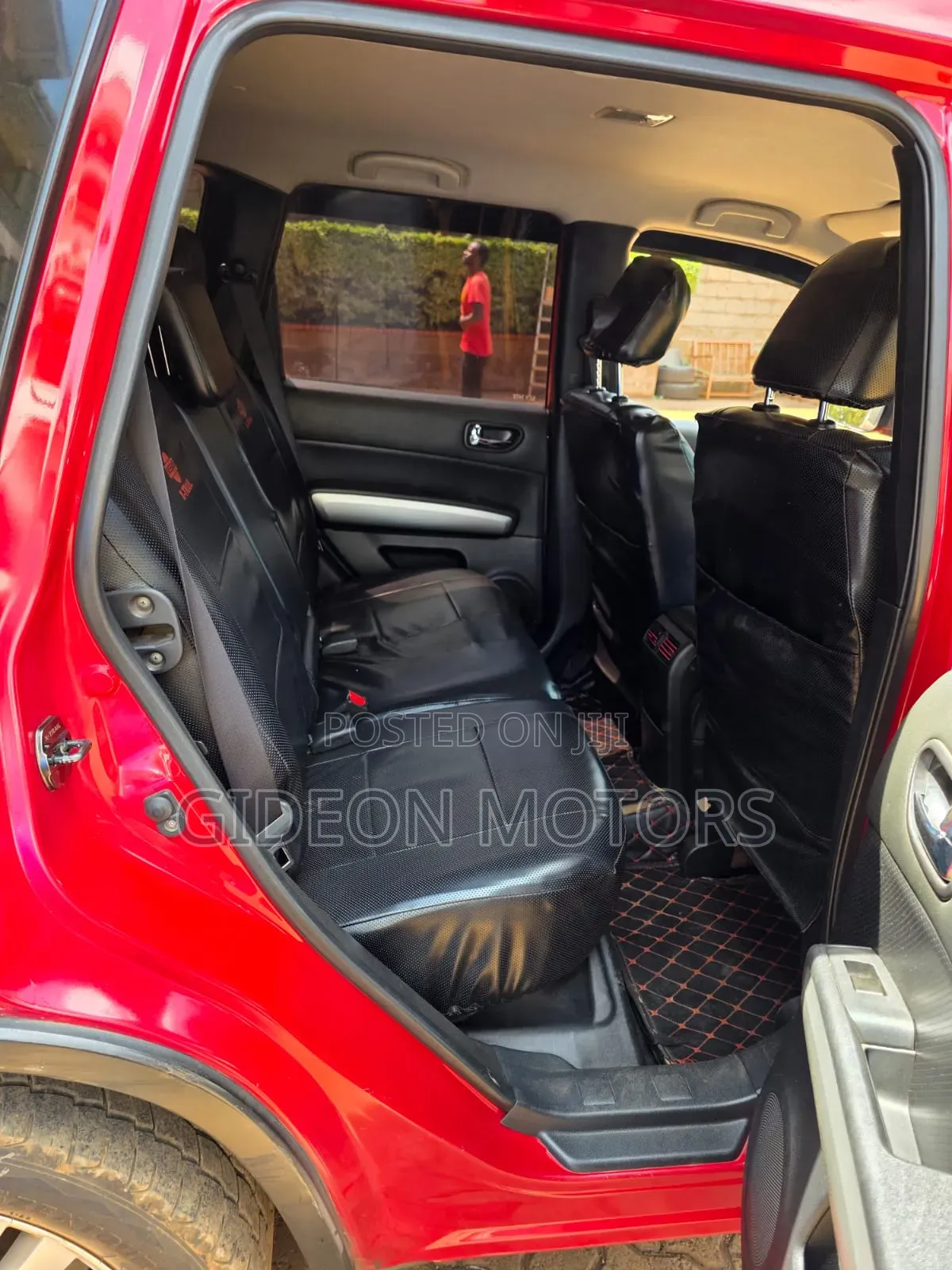 Nissan X-Trail 2012 Red