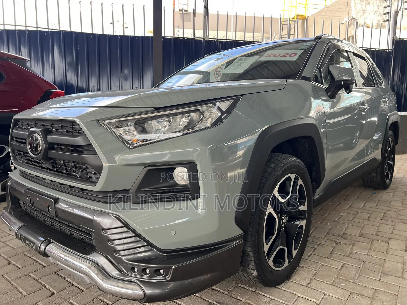 Toyota RAV4 2020 Green