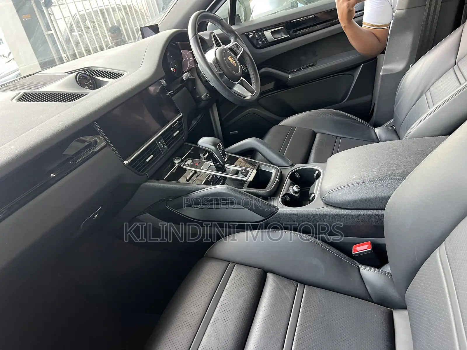 Porsche Cayenne 2020 White
