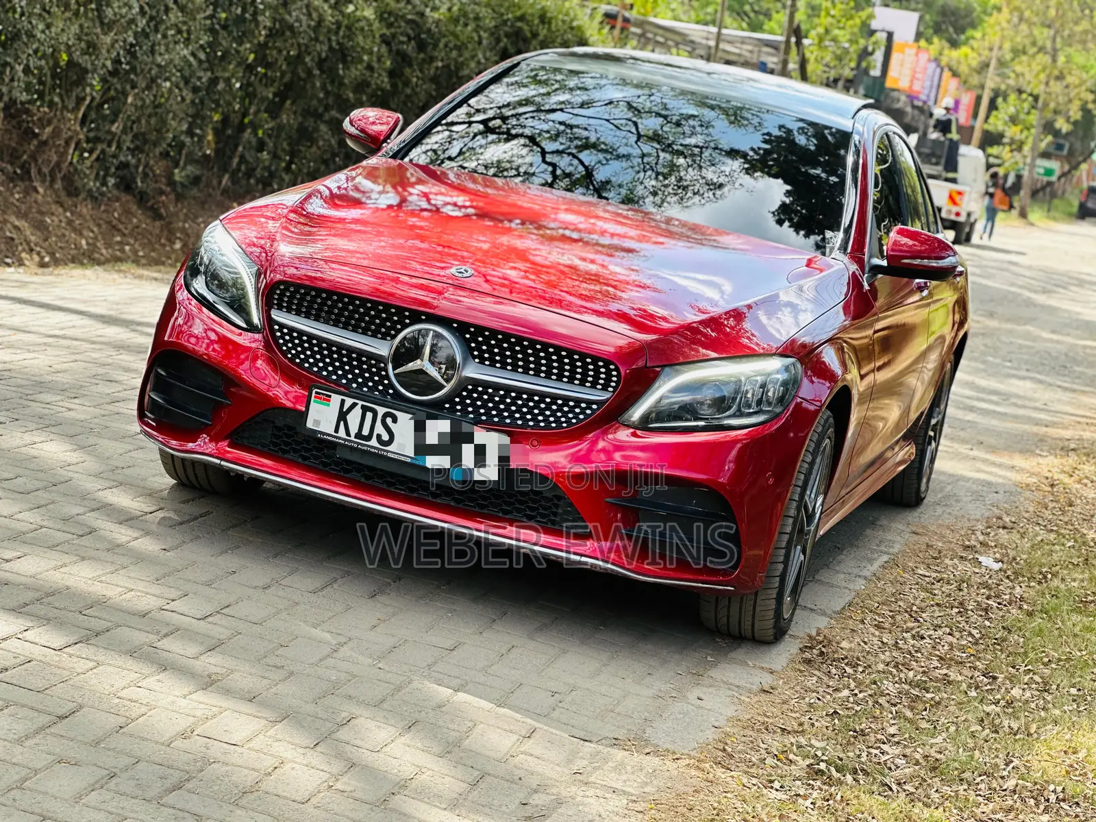 Mercedes-Benz C200 2019 Maroon