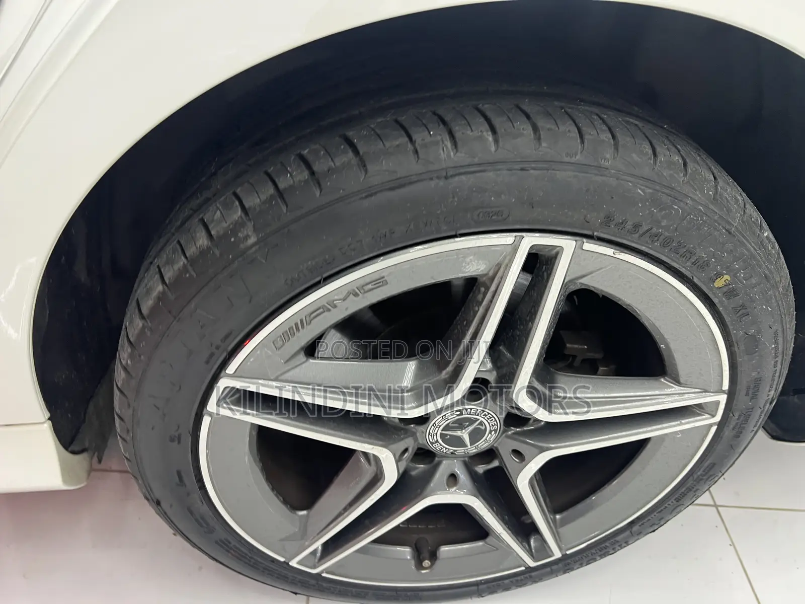 Mercedes-Benz C200 2019 Silver