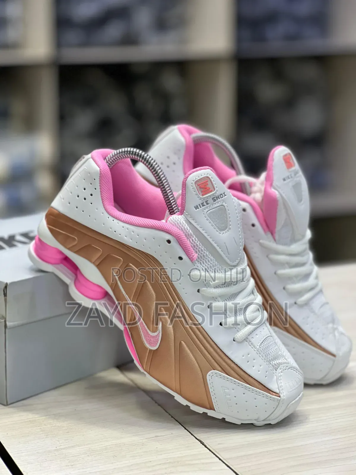 Nike Shox R4 Pink White