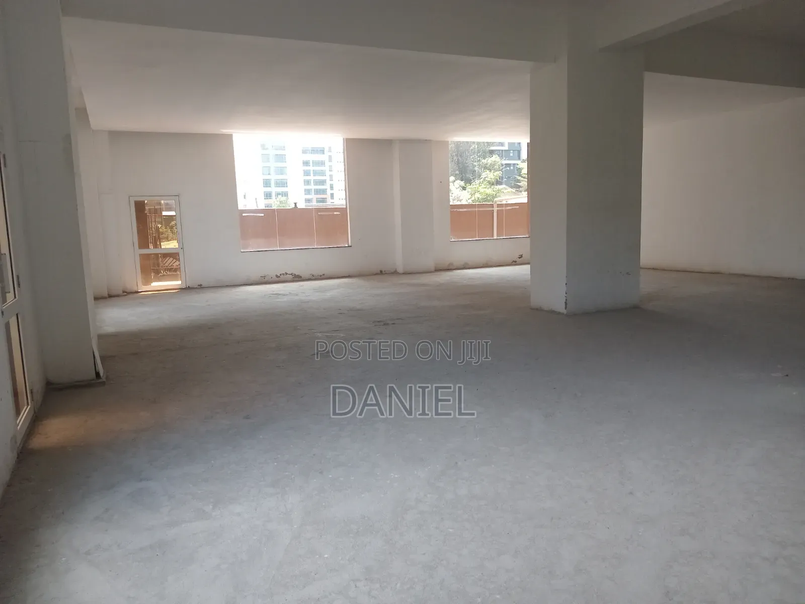 Shop/Showroom Space to Let in Westlands