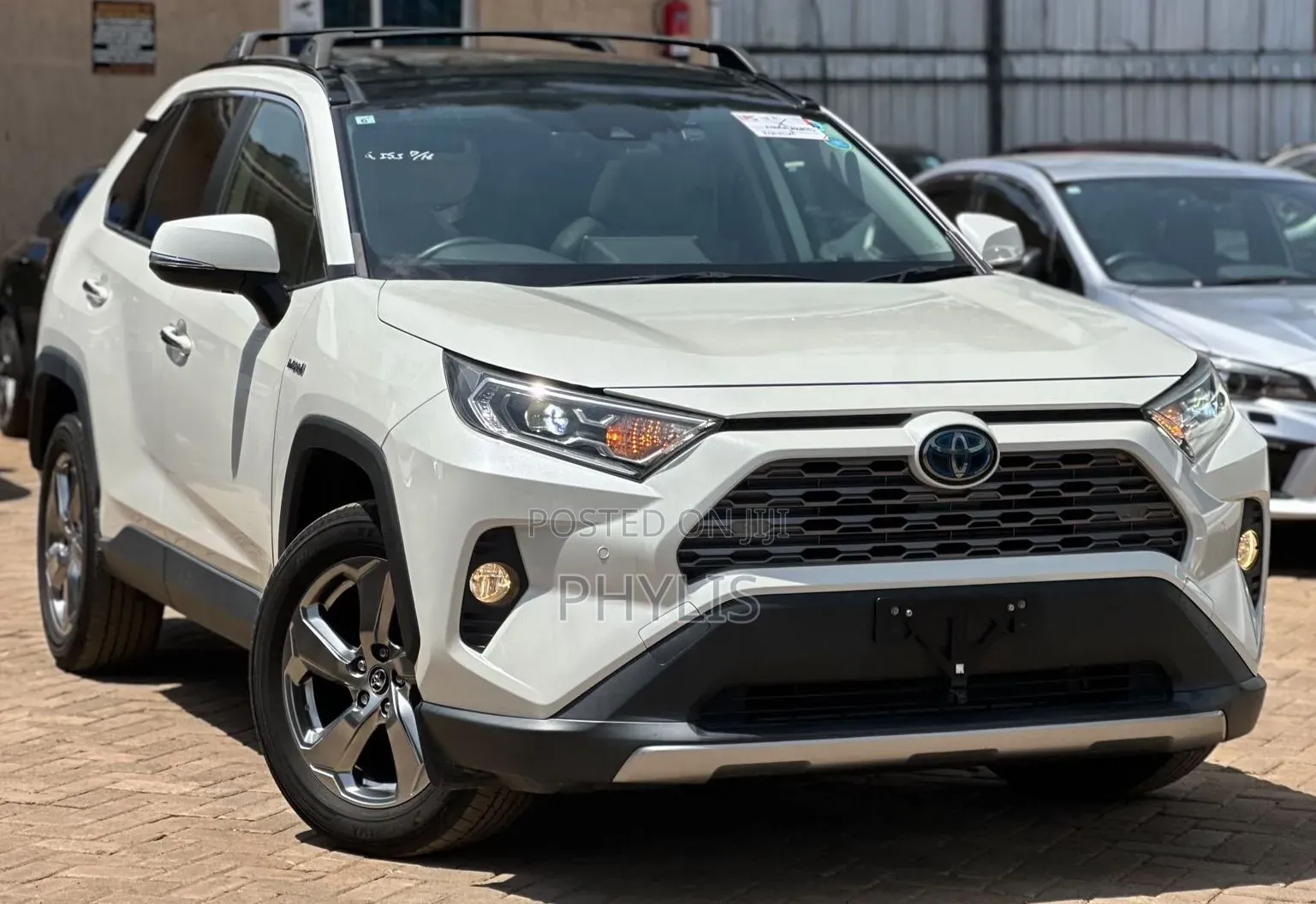 Toyota RAV4 Adventure 2019 White