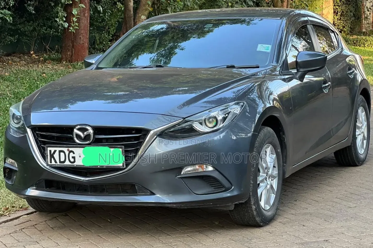Mazda Axela SV Premium 2014 Gray