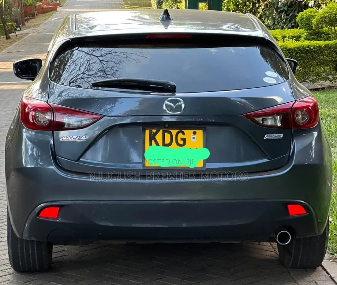 Mazda Axela SV Premium 2014 Gray