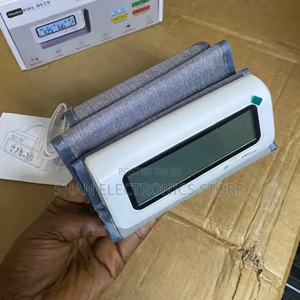 KWL-B619 Upper Arm BP Monitor Featuring a Large Digital Display