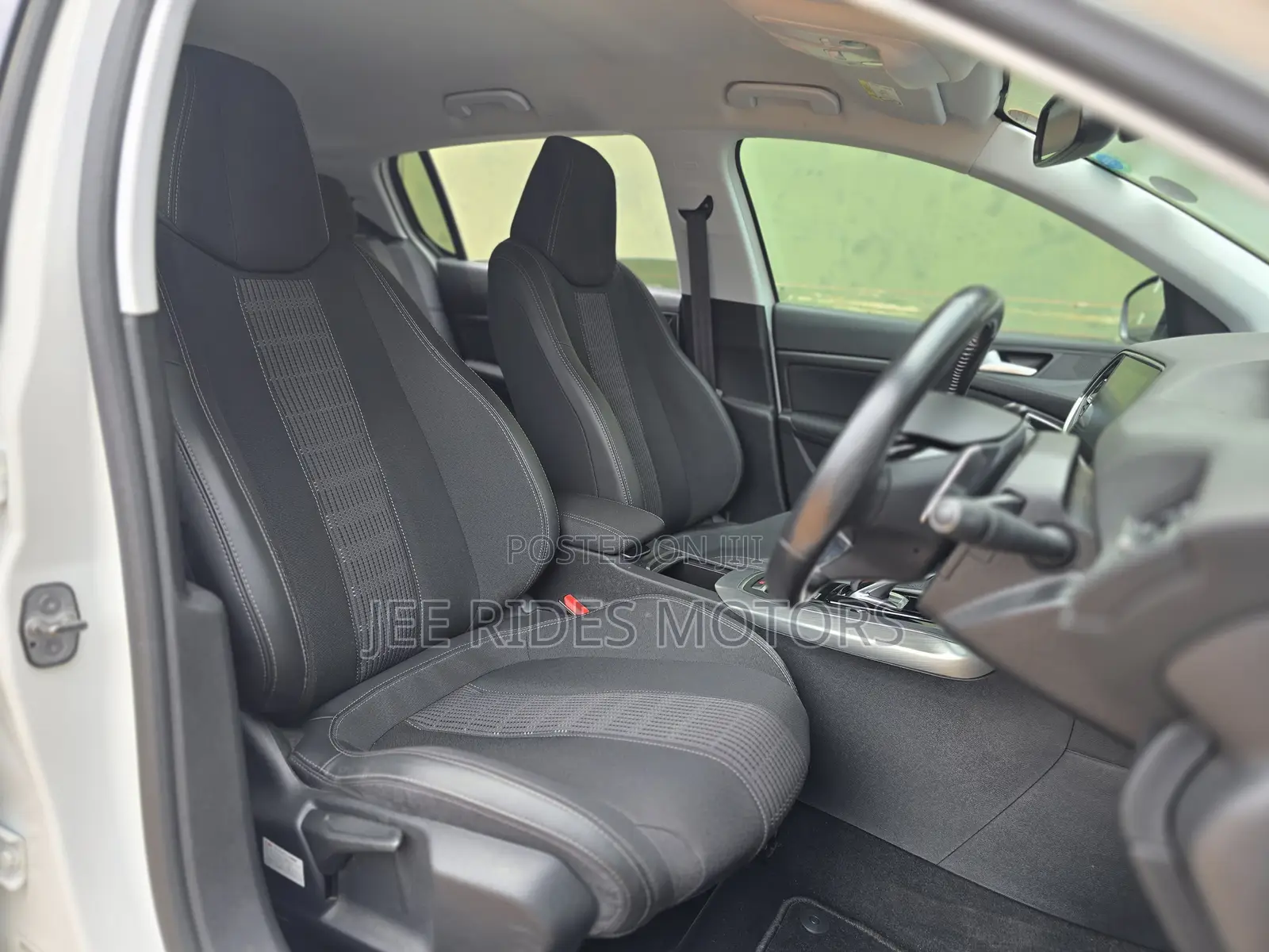 Peugeot 308 2019 White