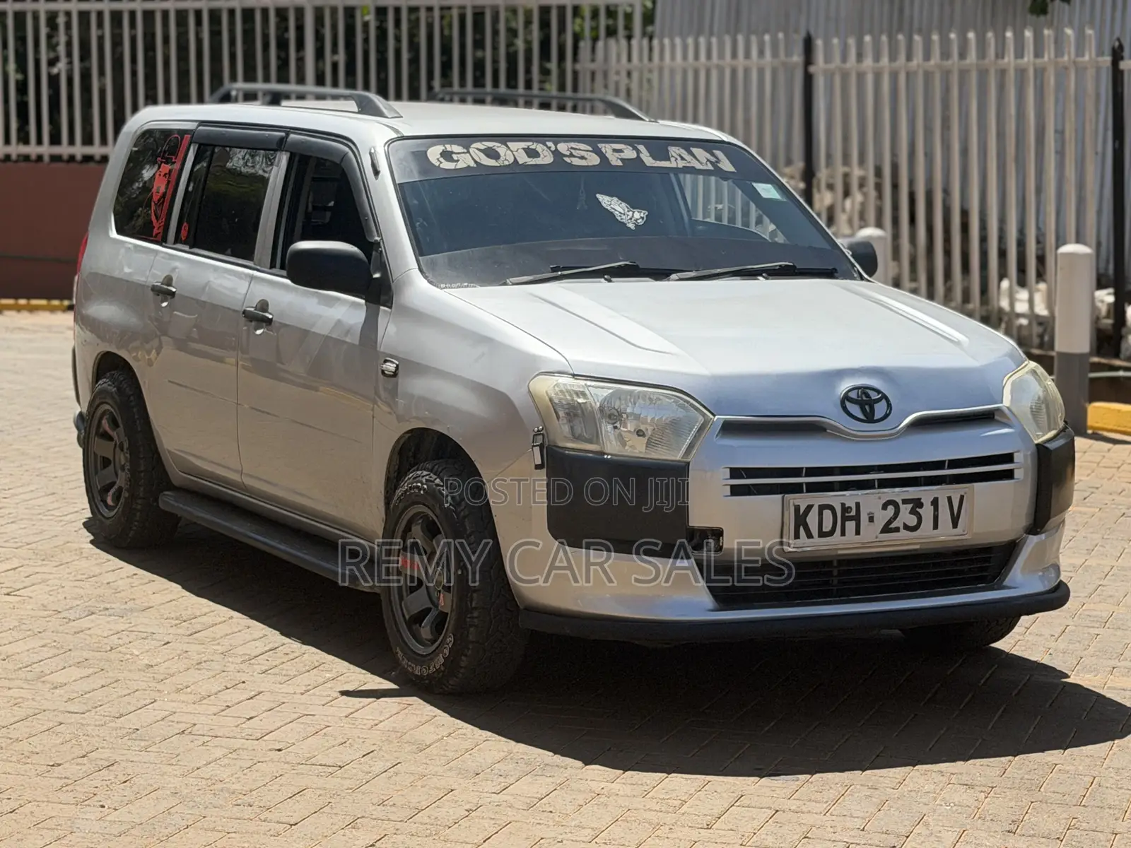 Toyota Succeed 2015 Silver