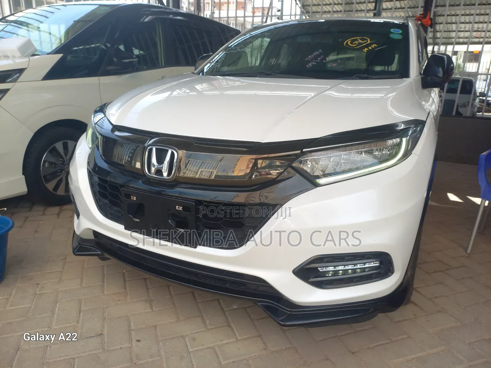 Honda Vezel 1.5 Hybrid 2WD 2020 White