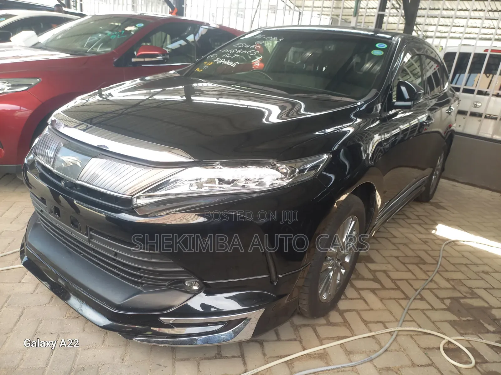 Toyota Harrier 2.0 2020 Black