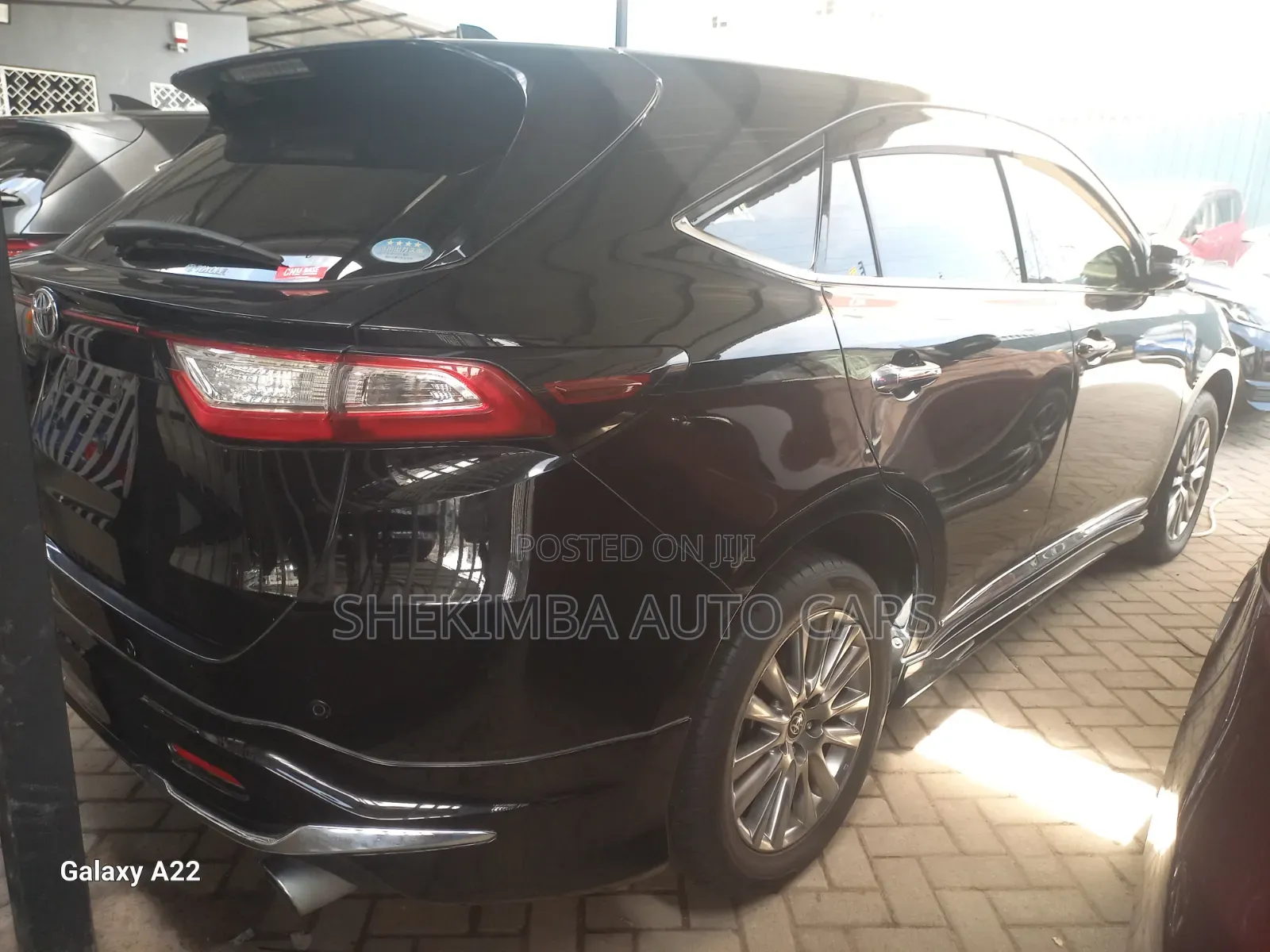 Toyota Harrier 2.0 2020 Black