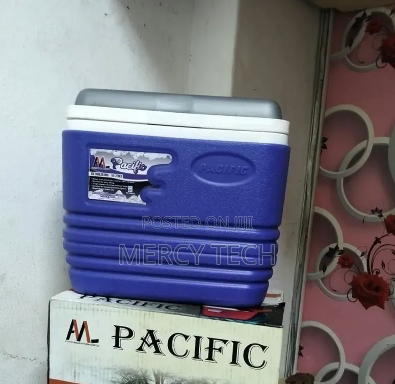 Pacific Cooler Box 10 Litres