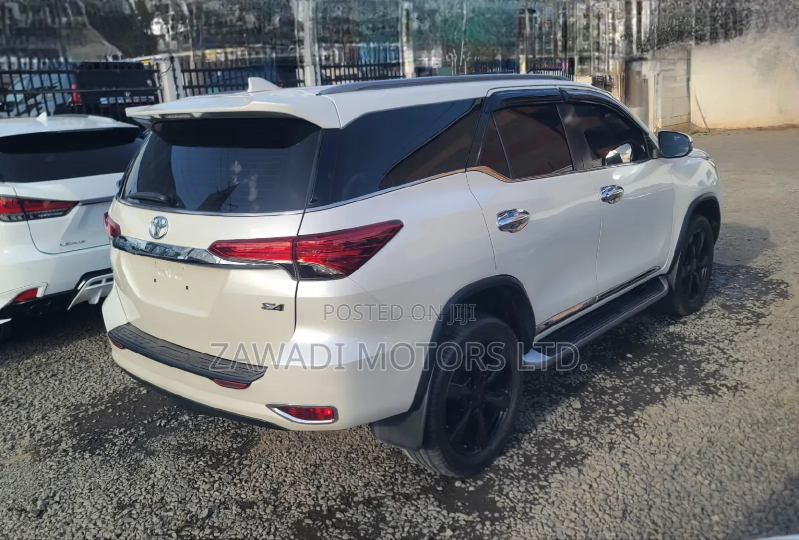 Toyota Fortuner 2019 White