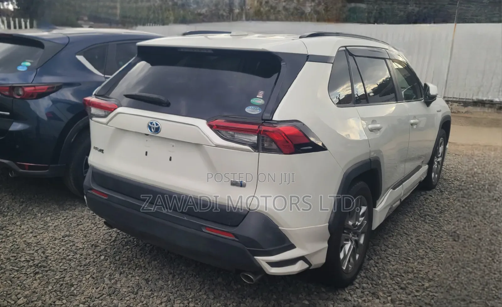 Toyota RAV4 2019 White