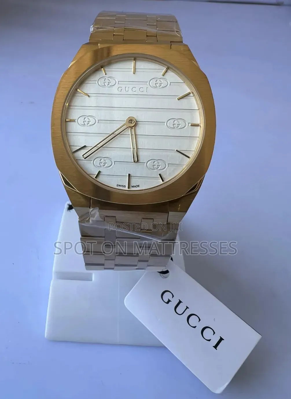 Classic Gucci Watch for Gents. White/Turquoise Green/Grey/Black/Cream.