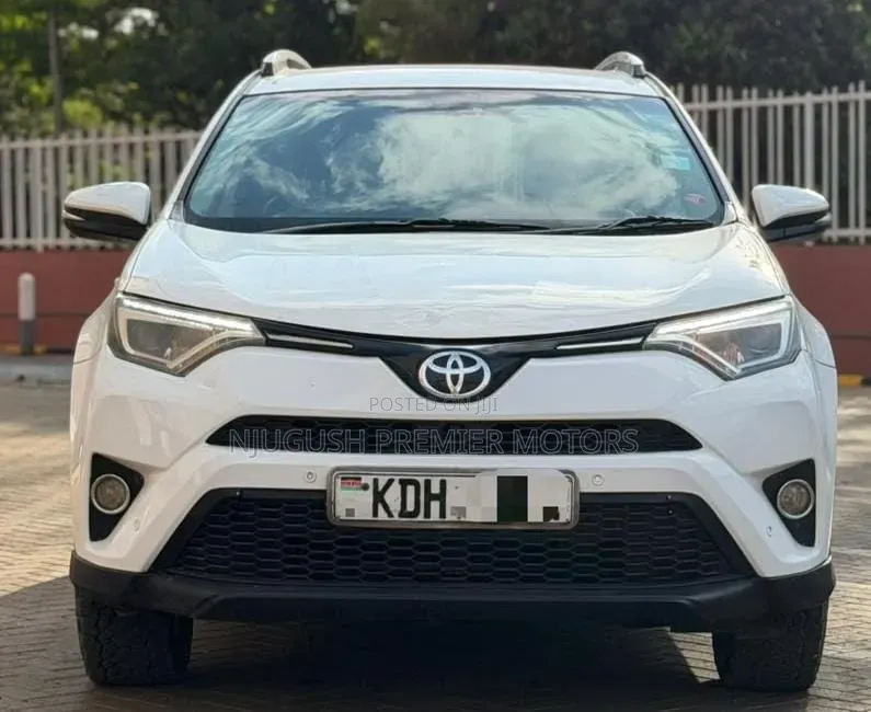 Toyota RAV4 2015 White