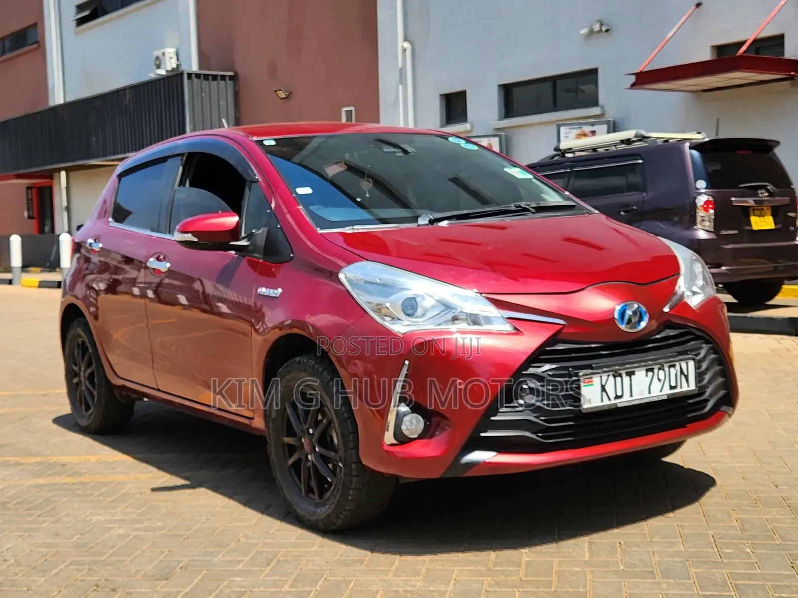 Toyota Vitz 1.5 FWD 5dr 2019 Red
