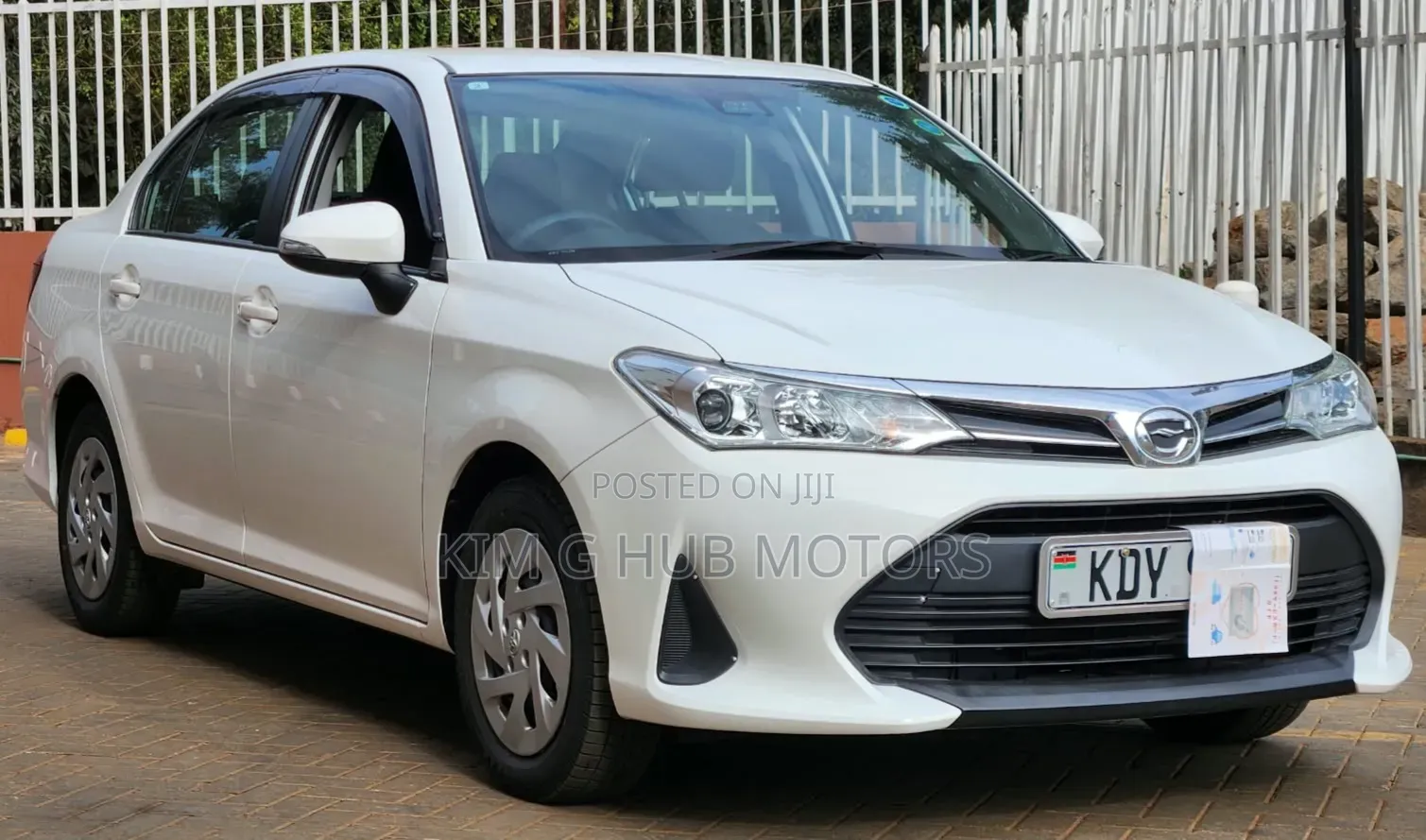 Toyota Axio 1.5 X 2WD 2019 Pearl