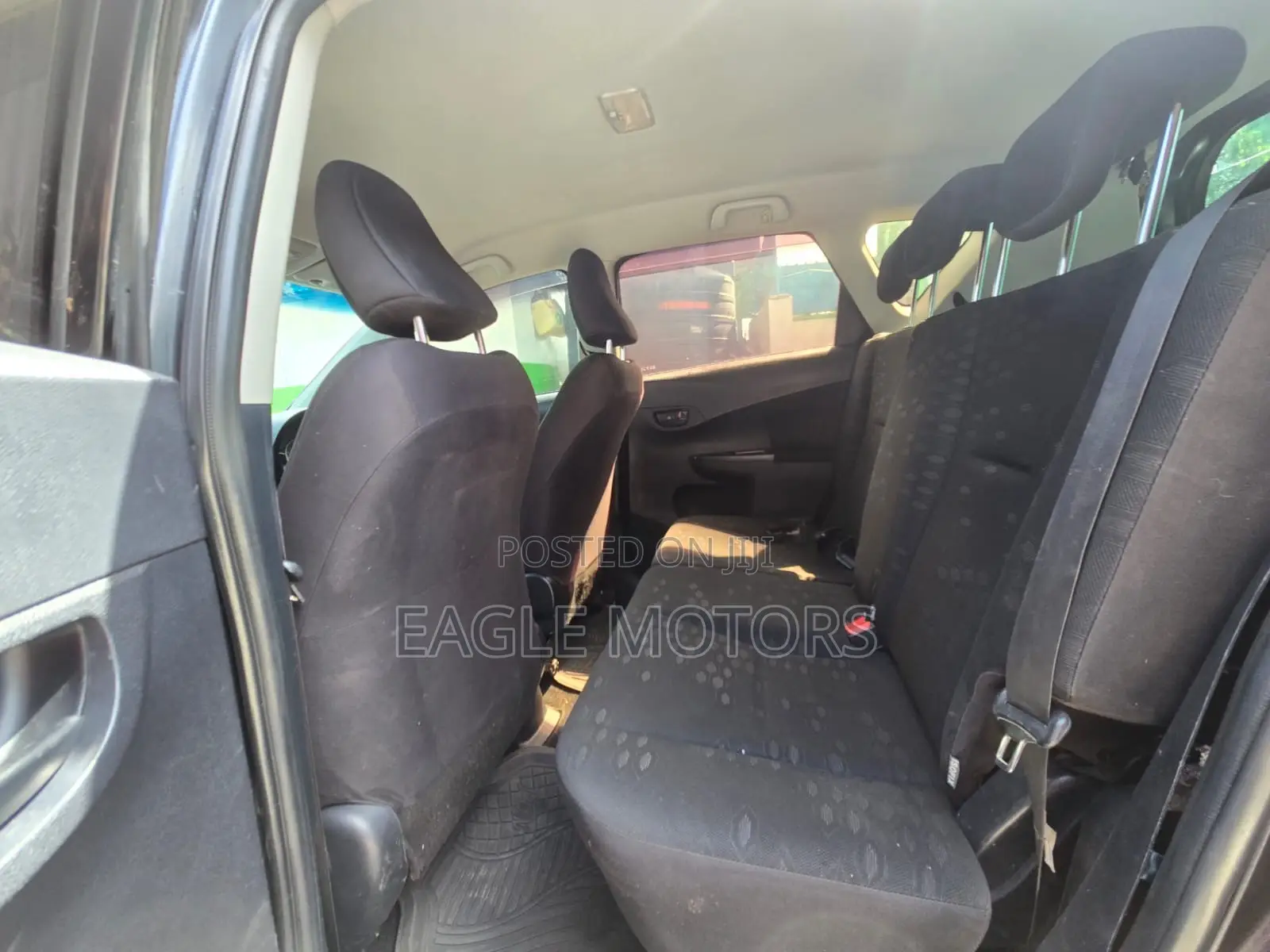 Toyota Ractis 2012 Black