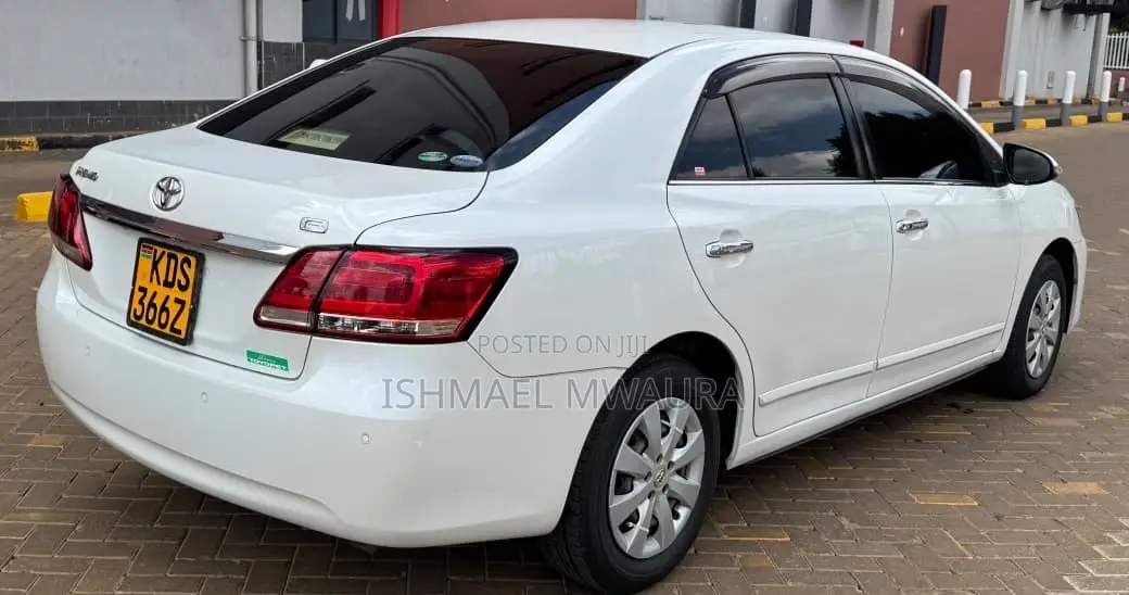 Toyota Premio 1.8 FWD 2018 White