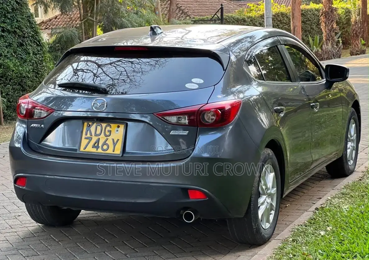 Mazda Axela SV Premium 2014 Gray