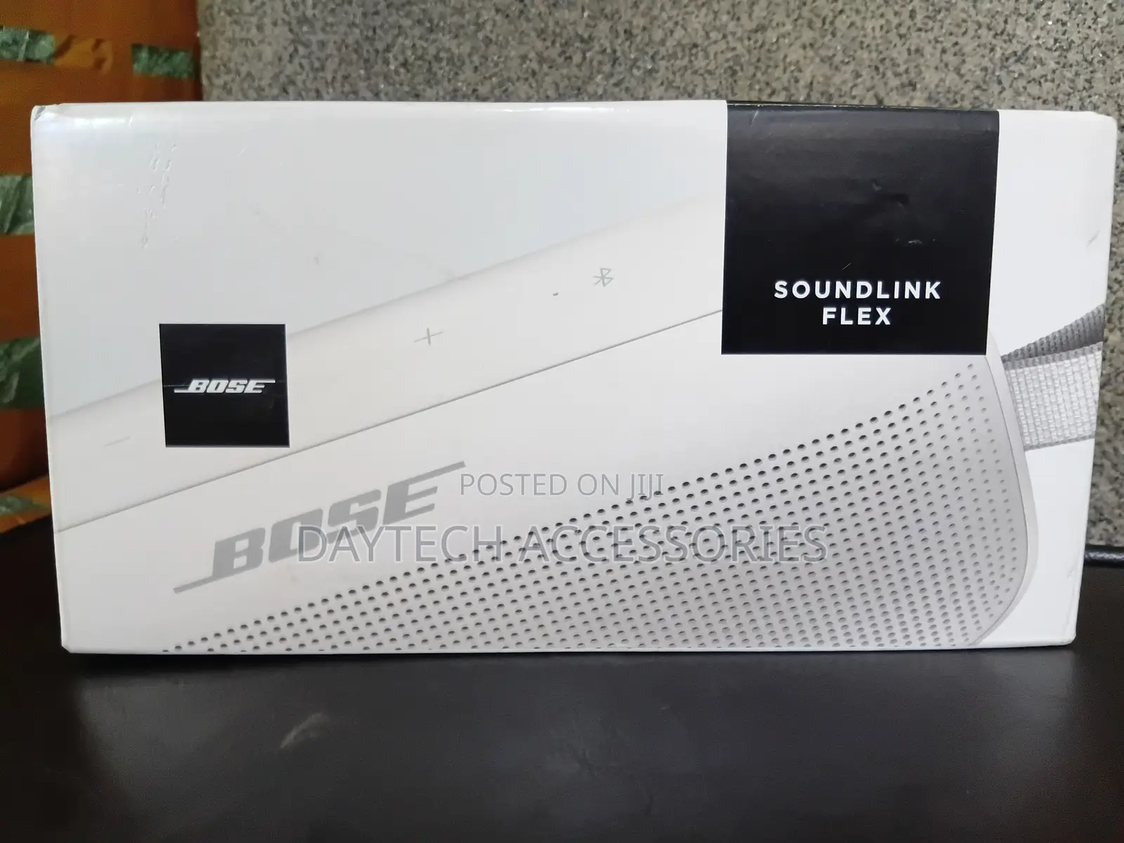 Bose SoundLink Flex Portable Bluetoot Wireless Waterproof Speaker.