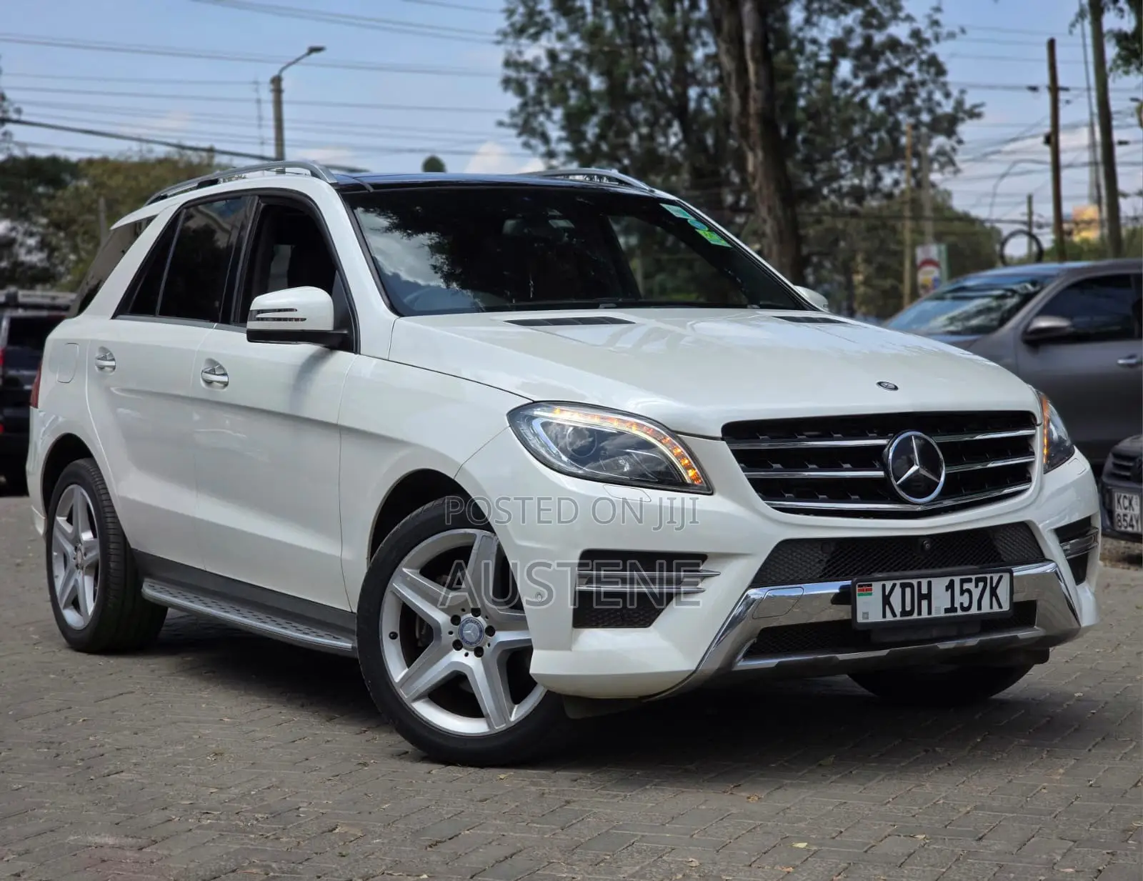 Mercedes-Benz M Class ML350 4dr SUV (3.5L 6cyl 7A) 2015 White