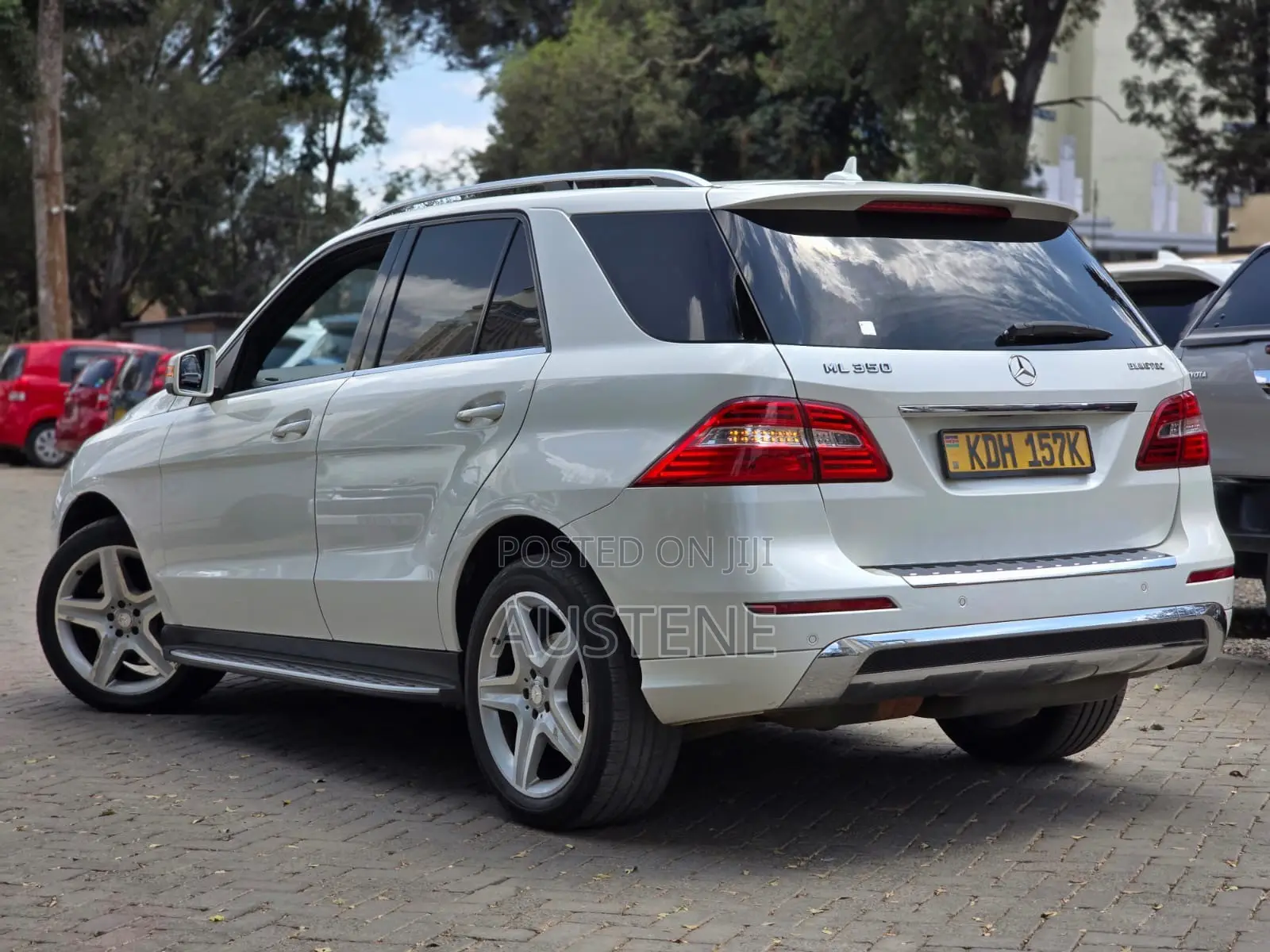 Mercedes-Benz M Class ML350 4dr SUV (3.5L 6cyl 7A) 2015 White