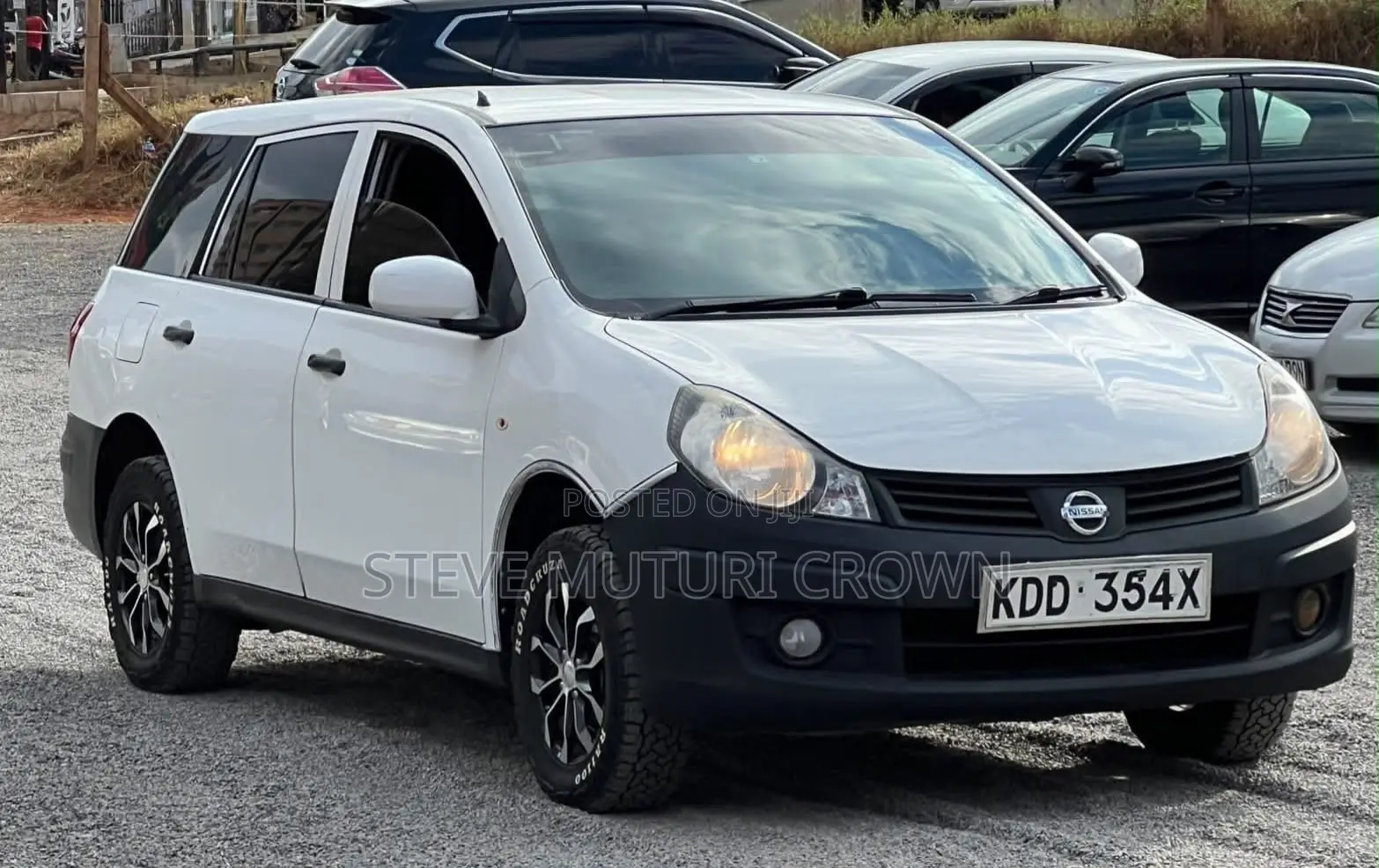 Nissan Advan 2015 White