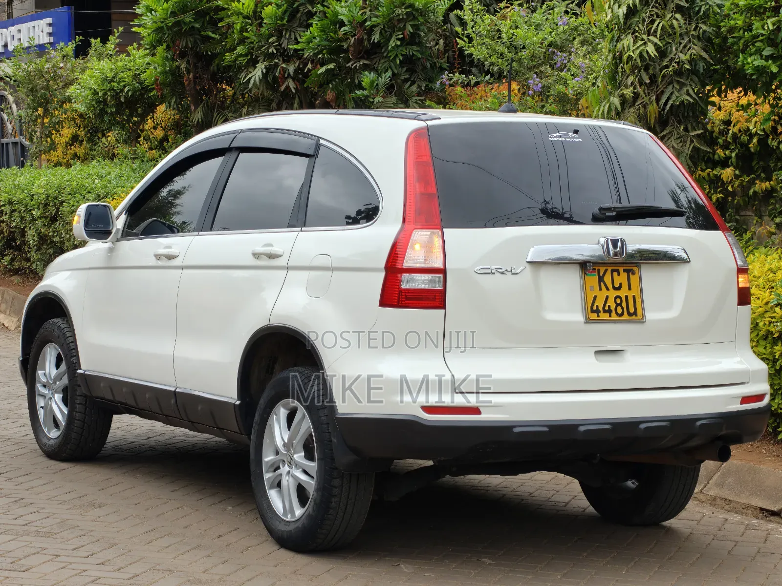 Honda CR-V 2011 White