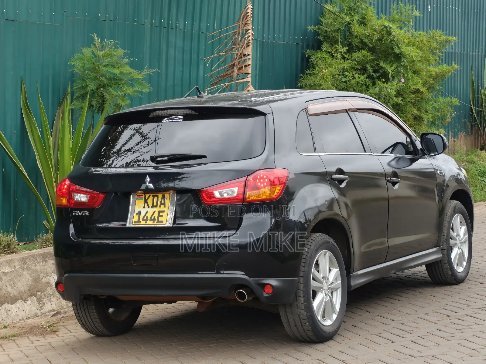 Mitsubishi RVR 2013 Black