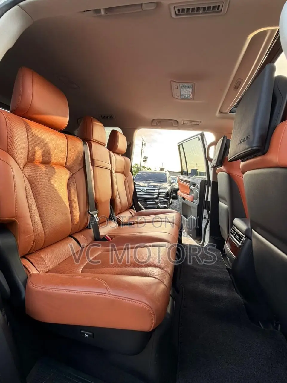 Lexus LX 570 AWD 2019 Pearl