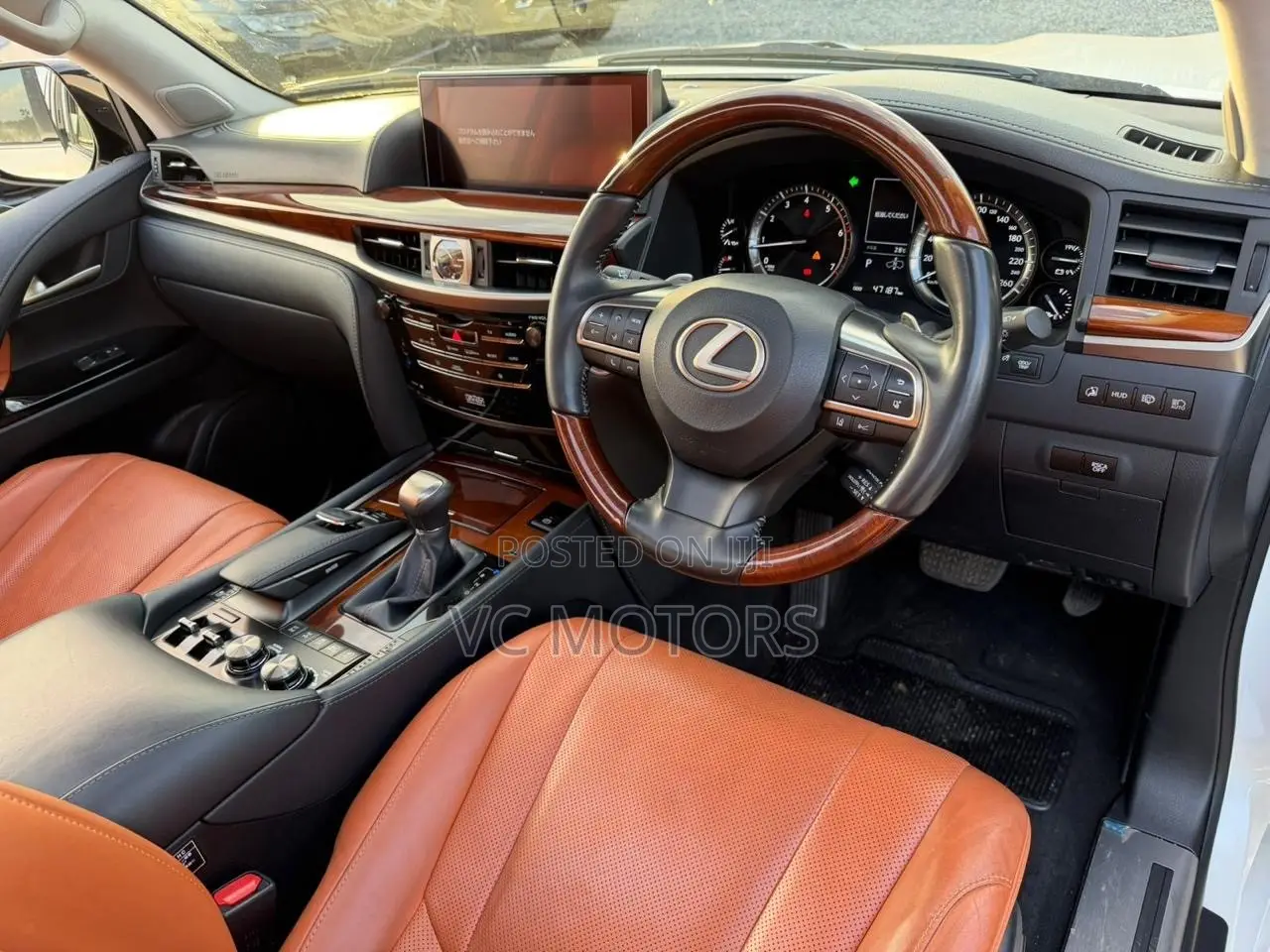 Lexus LX 570 AWD 2019 Pearl