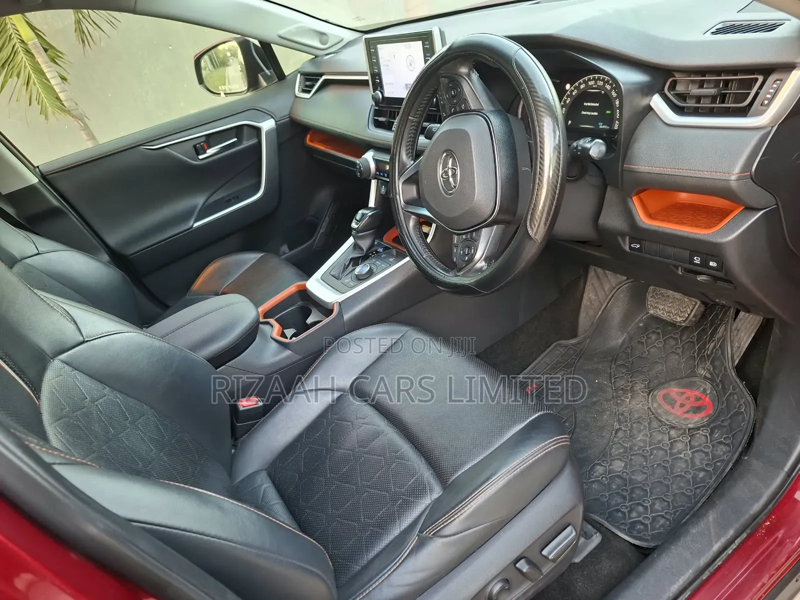 Toyota RAV4 XLE Premium FWD 2020 Red