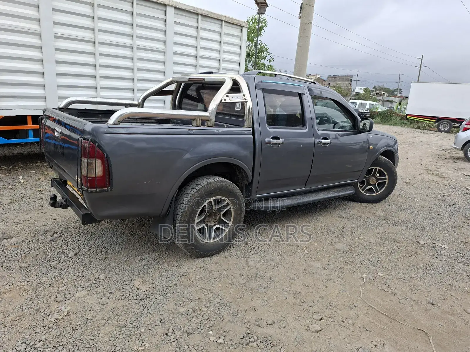 Isuzu D-MAX 2006 Gray