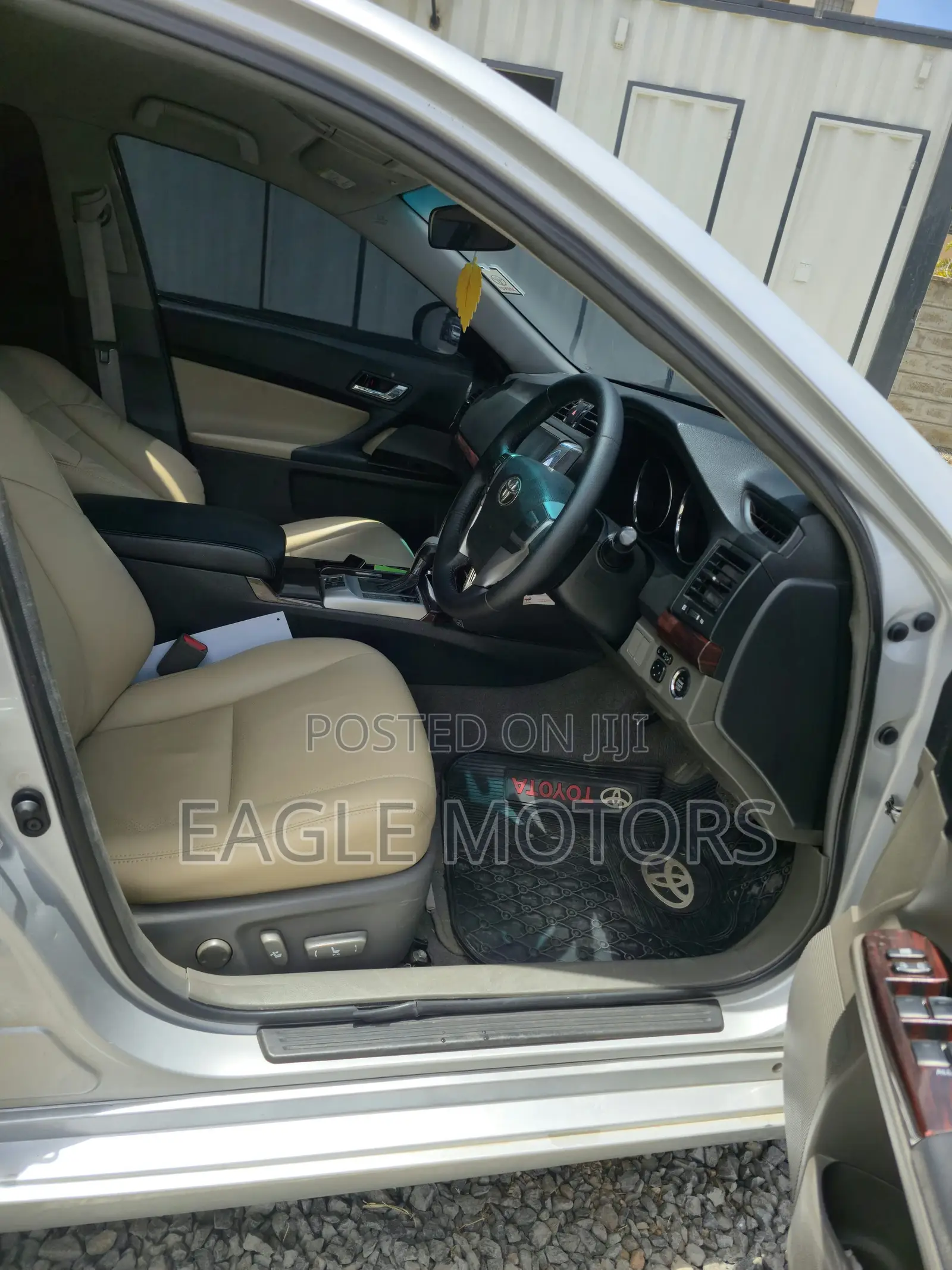 Toyota Mark X 2.5 AWD 2013 Silver