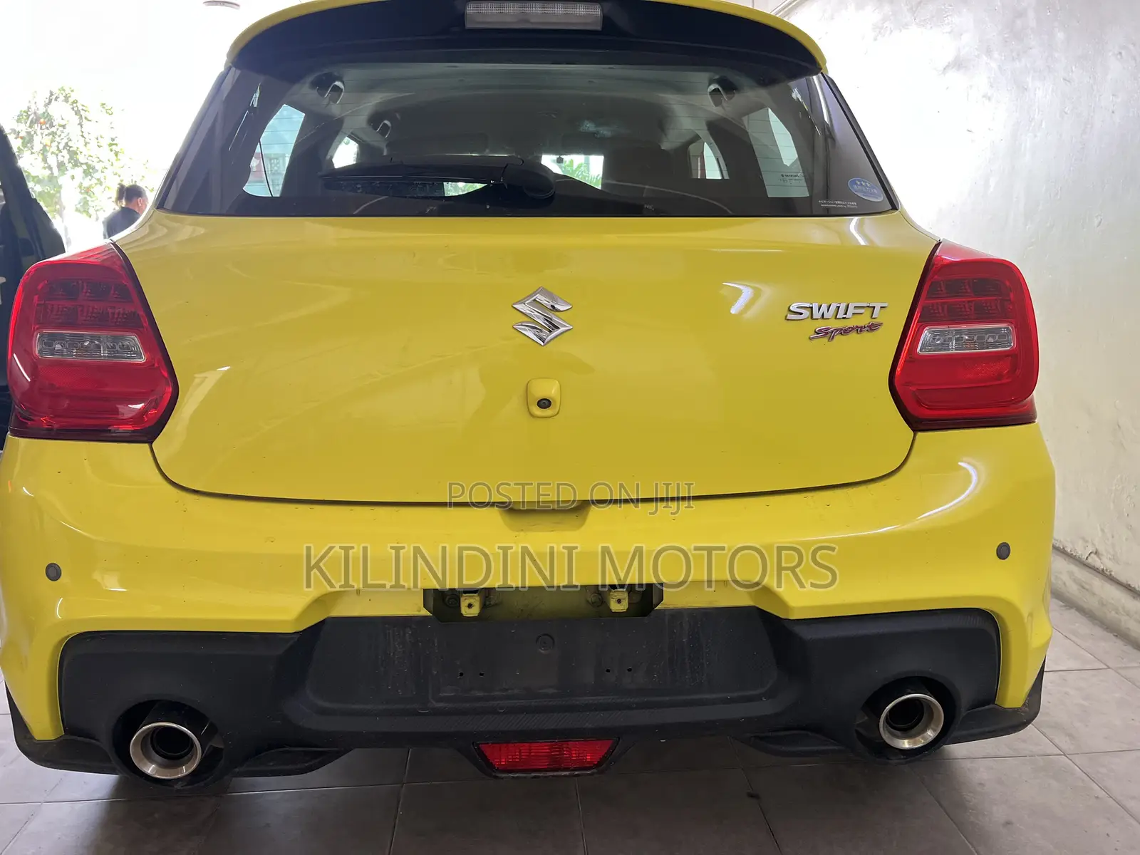 Suzuki Swift 2019 Yellow